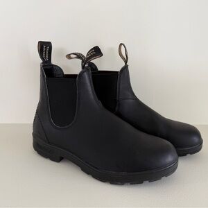 Blundstone Women’s Black Chelsea Boots